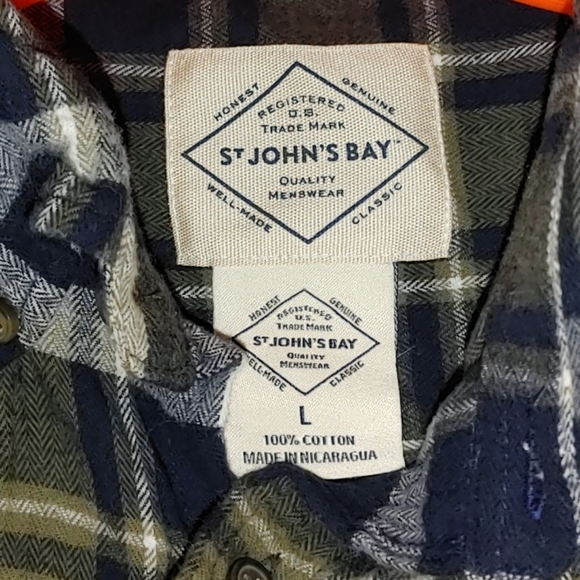 Plaid long sleeve button up - Picture 2 of 2